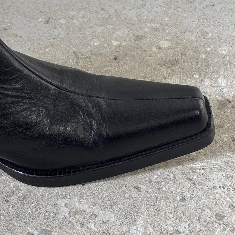 5351 Pour Les Hommes Studded Back Leather Boots