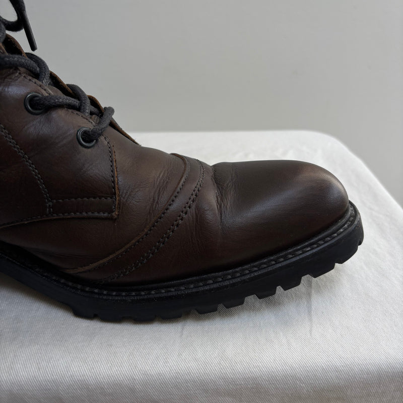 5351 Pour Les Hommes Leather Lace Up Boots
