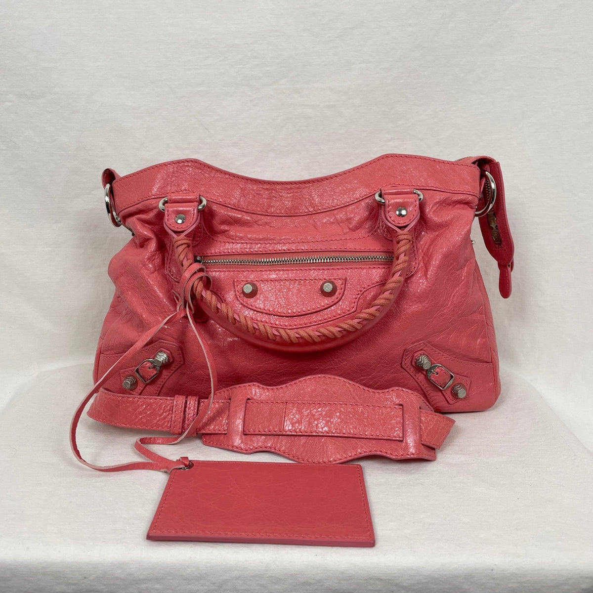 Balenciaga Bubble Gum Pink First Bag – Boketto