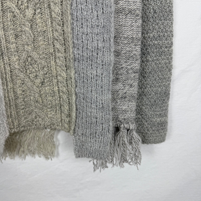 5351 Pour Les Hommes Cable Knit Sweater