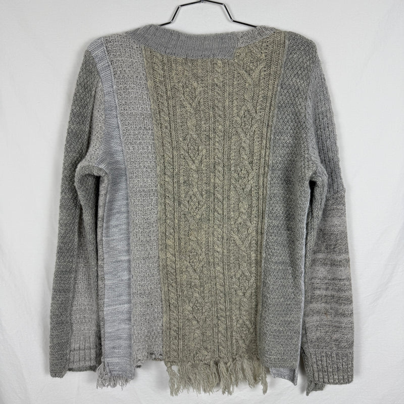 5351 Pour Les Hommes Cable Knit Sweater