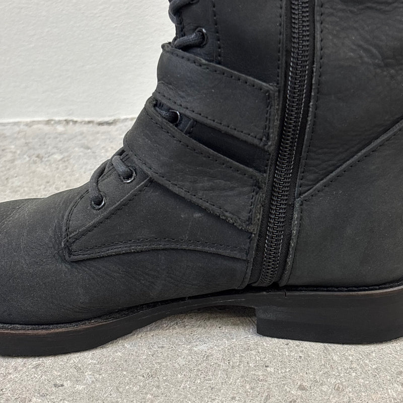 5351 Pour Les Femmes Tall Buckle Lace Up Leather Boots