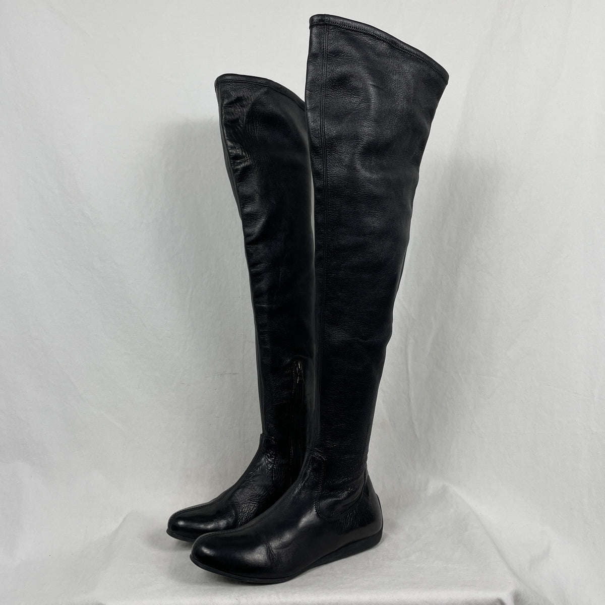 【ドーナッツ】PRADA Leather Boots 36 90s Prada Knee-High Leather Boots – Boketto