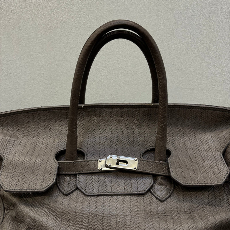 Grey Fishnet Patterned Leather Firkin Handbag