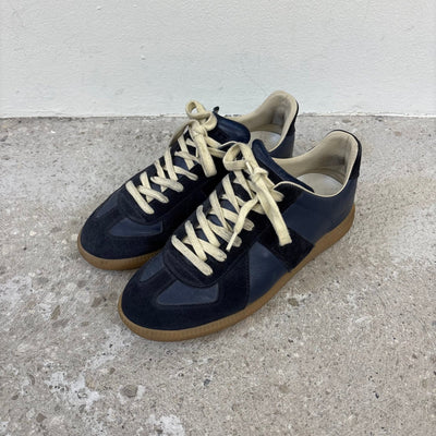 FW22 Maison Margiela Replica Low Top Leather Sneakers