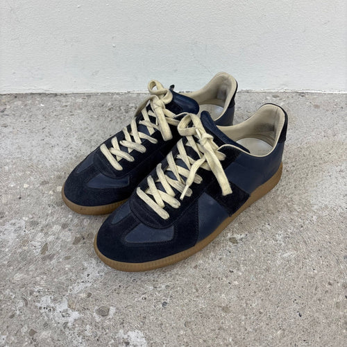 FW22 Maison Margiela Replica Low Top Leather Sneakers
