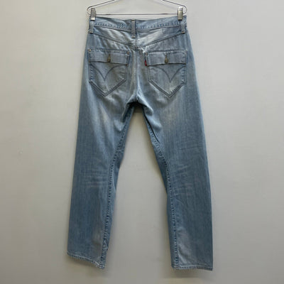 00s Levi’s Lightwash Engineered Jeans