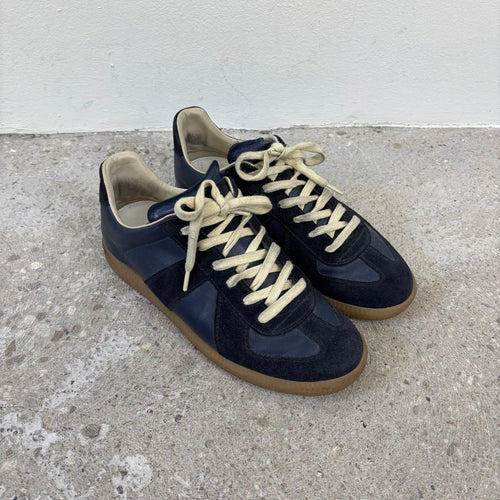 FW22 Maison Margiela Replica Low Top Leather Sneakers