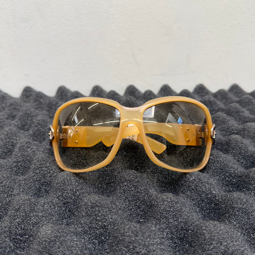 00s Gucci by Tom Ford Buckle Oversized Sunglasses