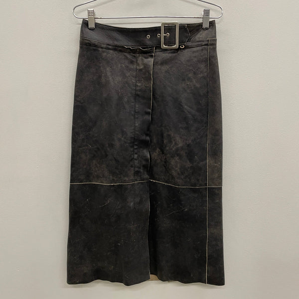 Vent Couvert Leather Buckle Skirt