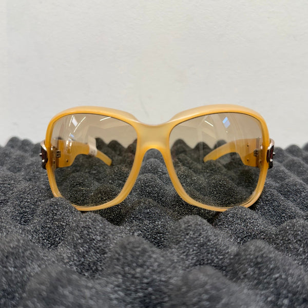 00s Gucci by Tom Ford Buckle Oversized Sunglasses