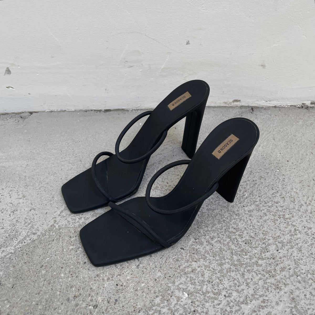 Yeezy Season 8 Mule Heels – Boketto