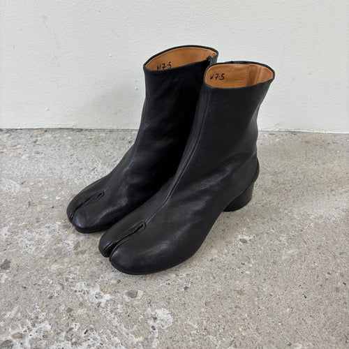 Maison Margiela Heeled Leather Tabi Ankle Boots