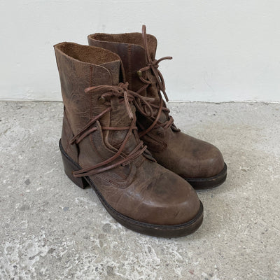 T2IN Dirt Brown Leather Bondage Boots