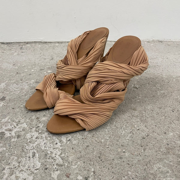 Gucci Tom Ford Silk Bamboo Heels