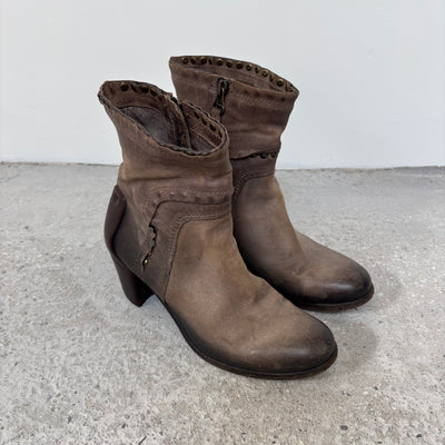 A.S. 98 Light Brown Shadow Ankle Boots