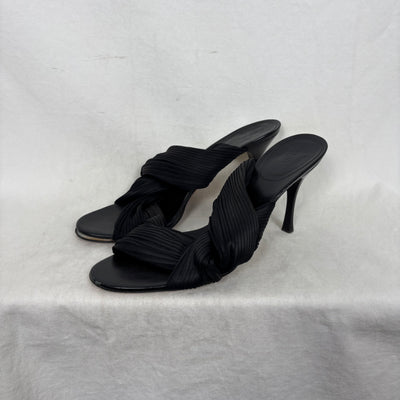 00s Gucci Pleated Heel Sandal