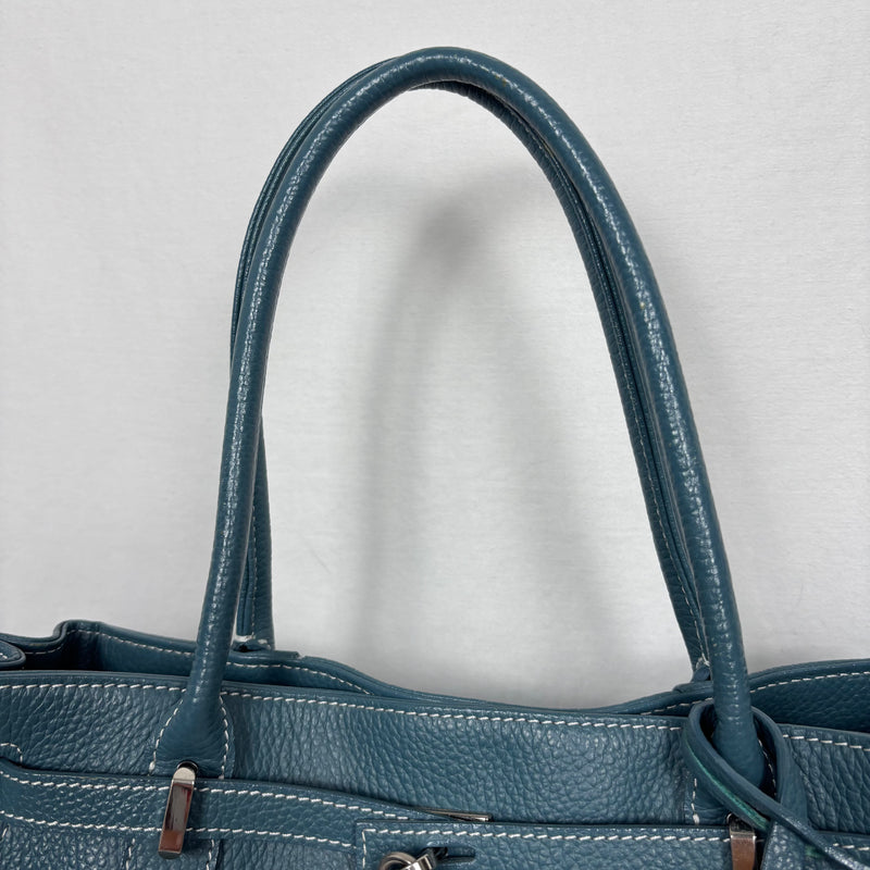 Den Hamano Leather Shoulder Bag