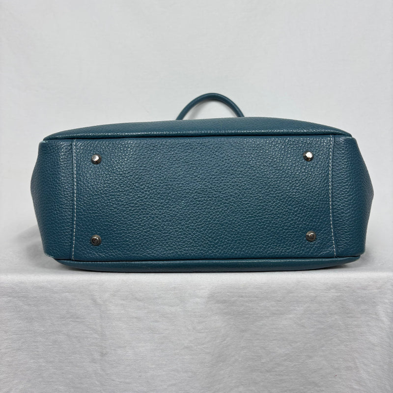 Den Hamano Leather Shoulder Bag