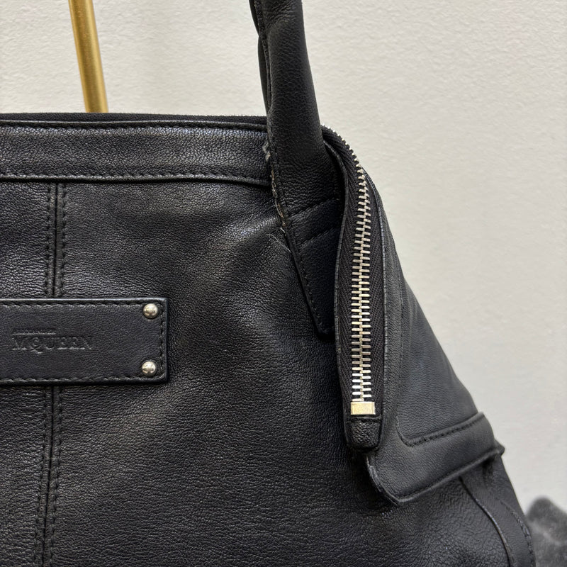 Alexander McQueen De Manta Leather Tote Bag