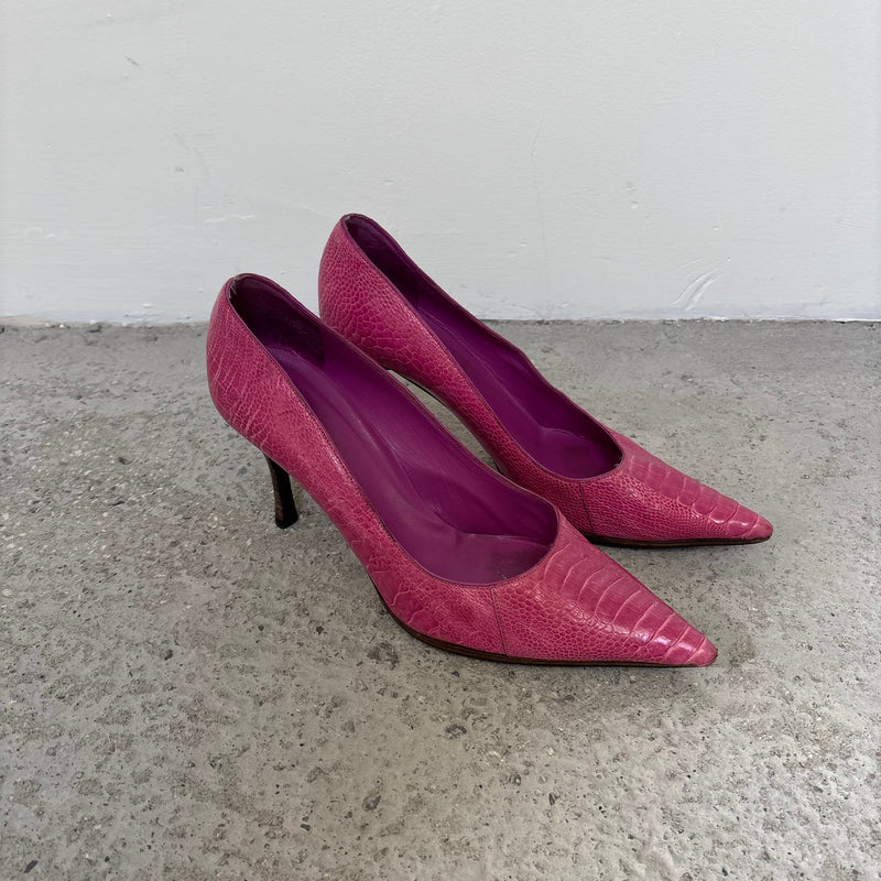 Gucci Bubblegum Snakeskin Leather Pointed Heels