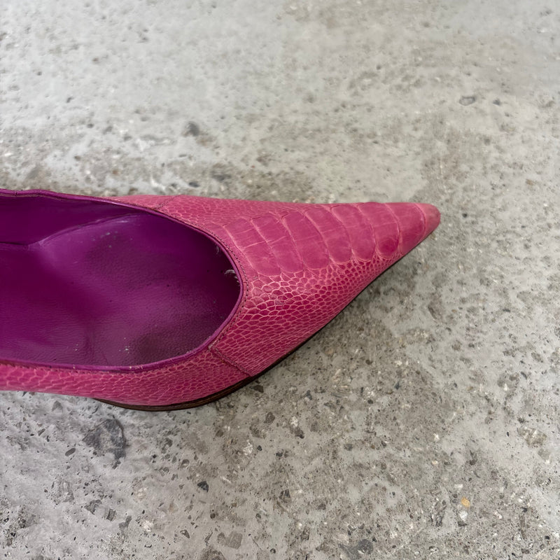 Gucci Bubblegum Snakeskin Leather Pointed Heels