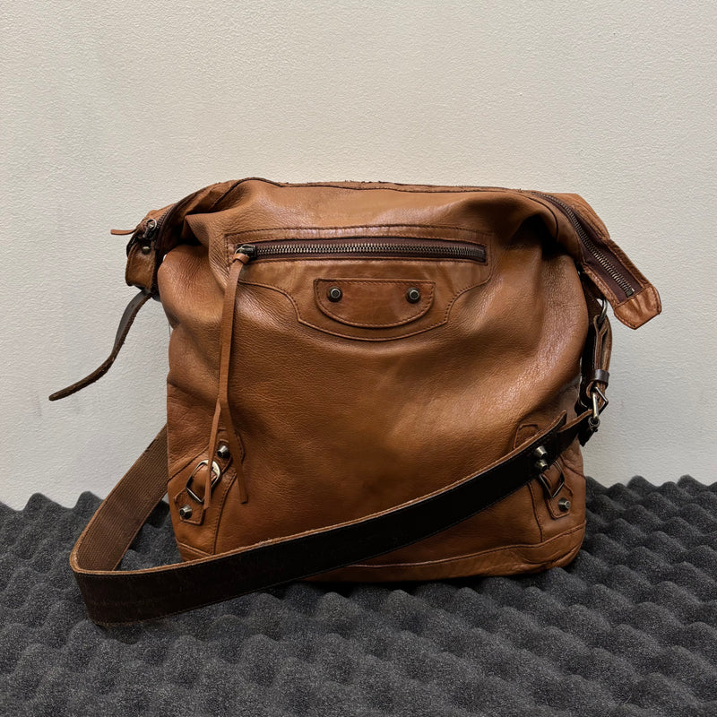 00s Balenciaga Brown Leather Crossbody Bag