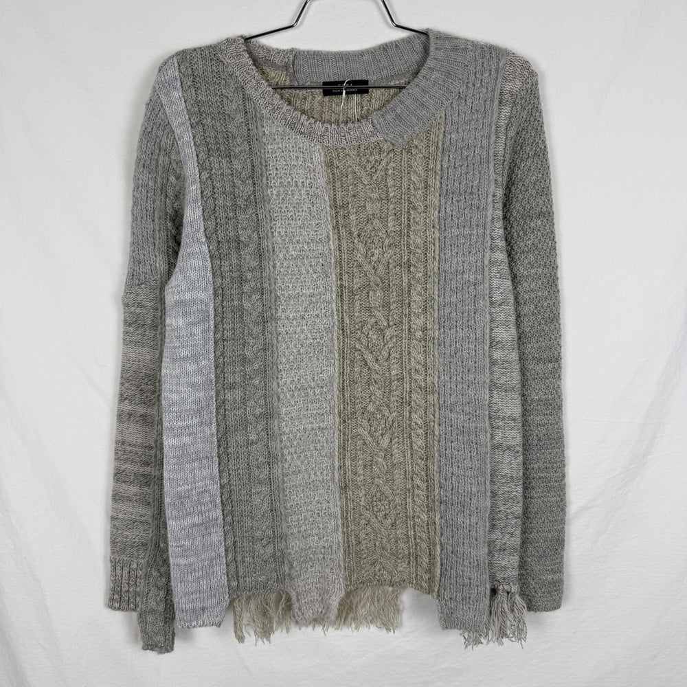 5351 Pour Les Hommes Cable Knit Sweater