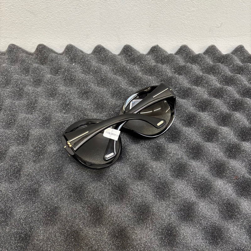 Tom Ford Gradient Round Oversized Sunglasses